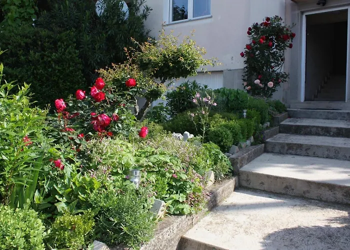 Apartmán With A Parking Space Smrika, Kraljevica - 5338 Šmrika